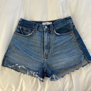 Abercrombie High Rise Shorts - Curve Love